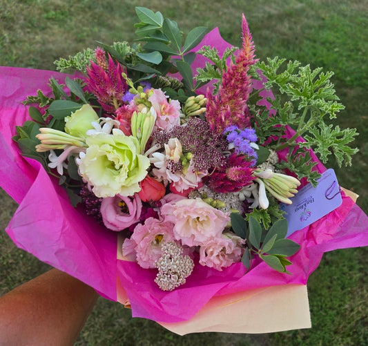 Fall in Love with Flowers – 2026 Bouquet Subscriptions